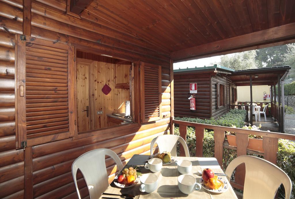 Il Frantoio Camping San Bartolomeo Al Mare Room photo